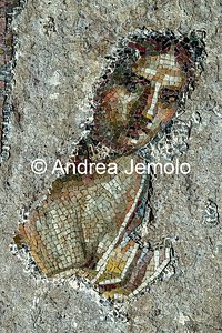 Criptoportico delle Terme di Traiano Mosaico parietale più grande mai rinvenuto nel mondo antico | Andrea Jemolo