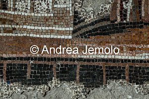 Criptoportico delle Terme di Traiano Mosaico parietale più grande mai rinvenuto nel mondo antico - Architetture - Particolare | Andrea Jemolo