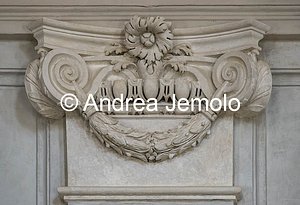 Oratorio dei Filippini Sala Borromini o Oratorio - Lato Nord - Capitello | Andrea Jemolo