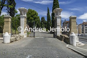 Parco del Colle Oppio Ingresso Monumentale su via Nicola Salvi | Andrea Jemolo