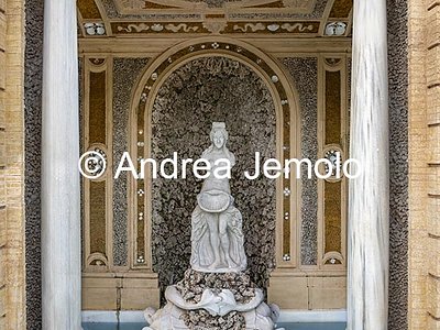 Villa Doria Pamphili Fontana di Venere - Statua di Venere (Copia) | Andrea Jemolo