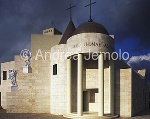 Cappella di San Tommaso d'Aquino a Tor Vergata Facciata | Andrea Jemolo