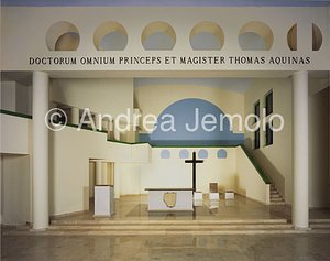 Cappella di San Tommaso d'Aquino a Tor Vergata Presbiterio | Andrea Jemolo