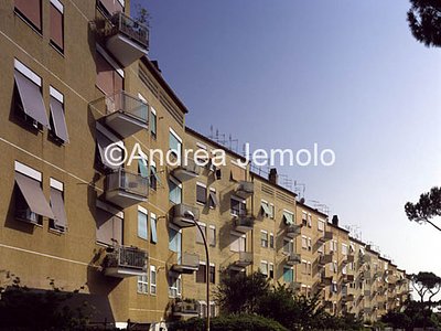 Quartier INA casa Tuscolano II Buildings along via Sagunto | Andrea Jemolo