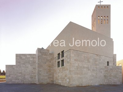 Chapel of San Tommaso d'Aquino in Tor Vergata Side north | Andrea Jemolo