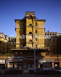 Case dipendenti del Governatorato in via Doria Particolare della facciata | Andrea Jemolo