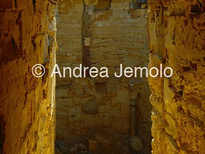 Chiesa con cripta Cripta | Andrea Jemolo