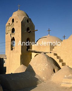 Chiesa e fortezza Vedute d'insieme | Andrea Jemolo