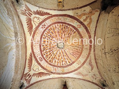 Building Vault with Christian symbols - crosses and doves | Andrea Jemolo