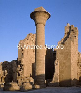Tempio di Amon Capitello papiriforme aperto | Andrea Jemolo
