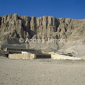 Il tempio funerario di Hatshepsut Vedute d'insieme | Andrea Jemolo