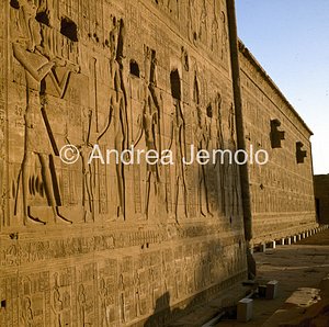 Tempio di Hathor Decorazioni lato ovest | Andrea Jemolo