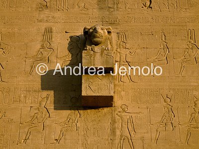 Temple of Hathor Decorations west side | Andrea Jemolo