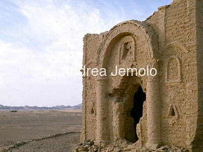 Edifici della necropoli  | Andrea Jemolo