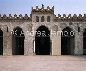 Al-Hakim Cortile - particolare | Andrea Jemolo