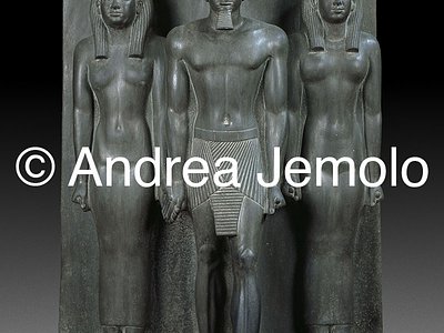 Egyptian museum Triad of Micerino - 17° nomoi, Scist, Giza | Andrea Jemolo