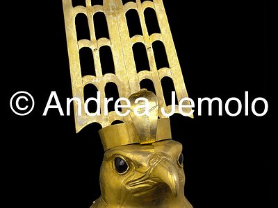 Egyptian museum Head of hawk, Hierakonpolis | Andrea Jemolo