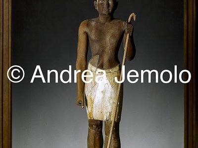 Egyptian museum Sesostris I - wooden figurine, Lisht | Andrea Jemolo