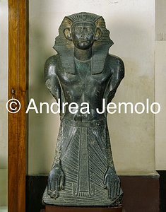 Museo Egizio Sesostris III in atto di preghiera | Andrea Jemolo