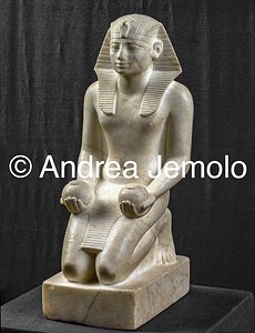 Museo Egizio Tuthmosis III in atto di offerta, Karnak | Andrea Jemolo