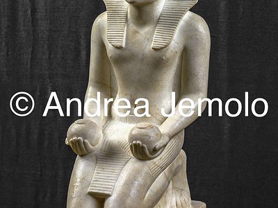 Egyptian museum Tuthmosis III making an offering, Karnak | Andrea Jemolo