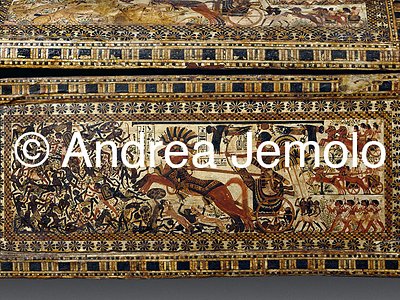 Egyptian museum Painted casket with Tutankhamen and scenes of battle | Andrea Jemolo