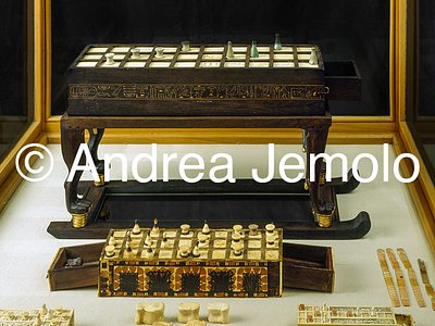 Egyptian museum Gaming - table of Tutankhamen, Thebes | Andrea Jemolo