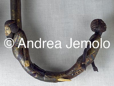 Egyptian museum Walking-stick of Tutankhamen with two prisoners | Andrea Jemolo