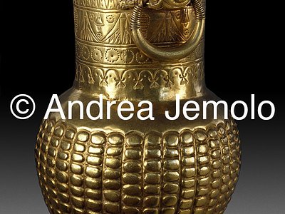 Egyptian museum Vase of gold - treasure of Zagazig, Tell Basta | Andrea Jemolo