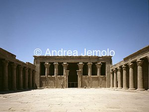 Tempio di Horus Facciata del pronao | Andrea Jemolo