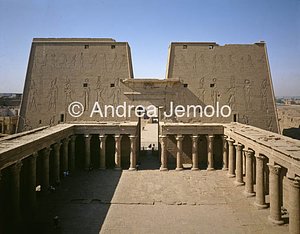 Tempio di Horus Cortile e pilone visti dal tetto | Andrea Jemolo