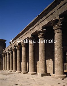 Tempio di Horus Colonnato est del cortile | Andrea Jemolo