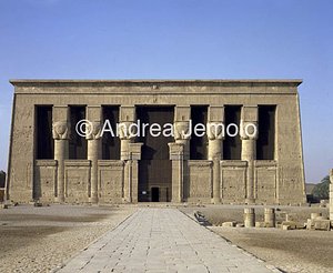 Tempio di Hathor Facciata | Andrea Jemolo