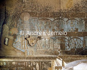 Tempio di Hathor Soffitto sala ipostila - Nut crea il sole e dà luce Tempio | Andrea Jemolo