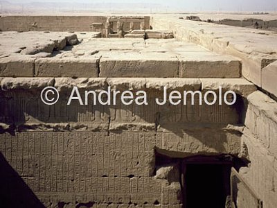 Temple of Hathor Terrace with chapel of Osiris | Andrea Jemolo