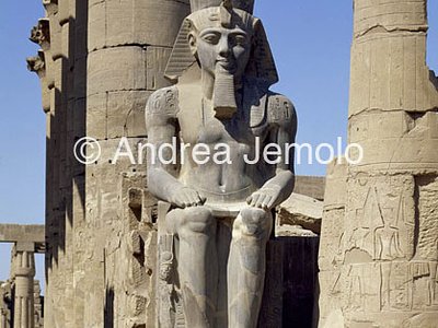 Temple Colossal statue of Ramses II | Andrea Jemolo