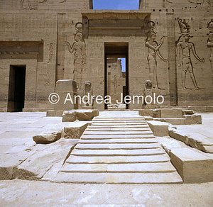 Tempio di Iside Porta di Nectanebo I | Andrea Jemolo