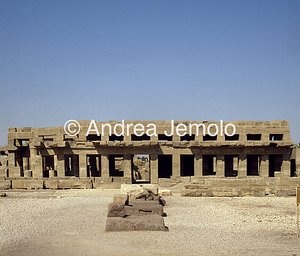 Tempio di Amon Sala feste Thutmosi III - facciata | Andrea Jemolo