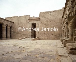 Tempio di Ramses III Primo cortile | Andrea Jemolo