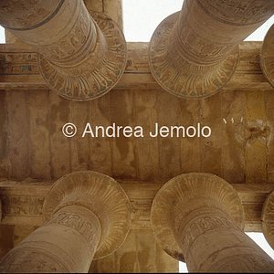 Tempio di Ramses III Primo cortile | Andrea Jemolo
