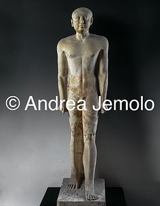 Museo Egizio Statua di un uomo nudo, Calcare dipinto, Saqqara | Andrea Jemolo
