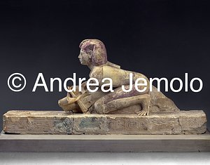 Egyptian museum Knelt Osorkon III, Limestone, Cacchette of Karnak | Andrea Jemolo