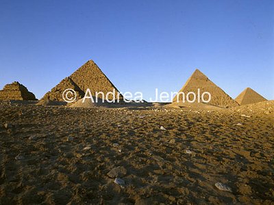 Pyramids South side | Andrea Jemolo