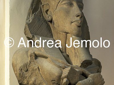 Egyptian museum Buste of Akhenhaton - Amenhotep IV - Amenophis VI, Arenaria, Karnak | Andrea Jemolo