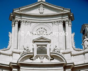 San Marcello Façade - Detail | Andrea Jemolo