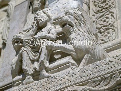 Saint Trophime Daniel in the Lions den | Andrea Jemolo