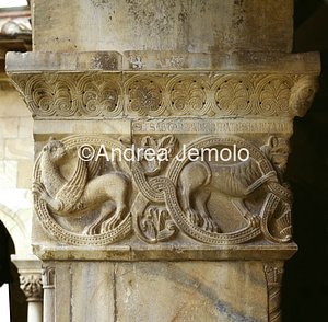 Cattedrale Capitelli del chiostro | Andrea Jemolo