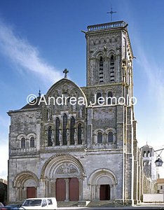 The Madeleine Façade | Andrea Jemolo