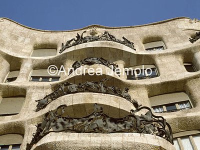 Milà house Exterior - Detail | Andrea Jemolo