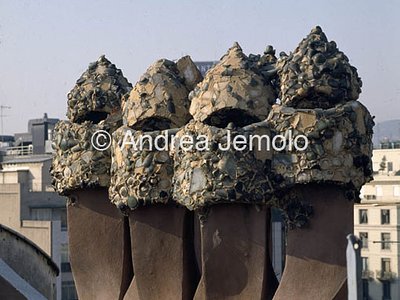 Milà house Fireplaces | Andrea Jemolo